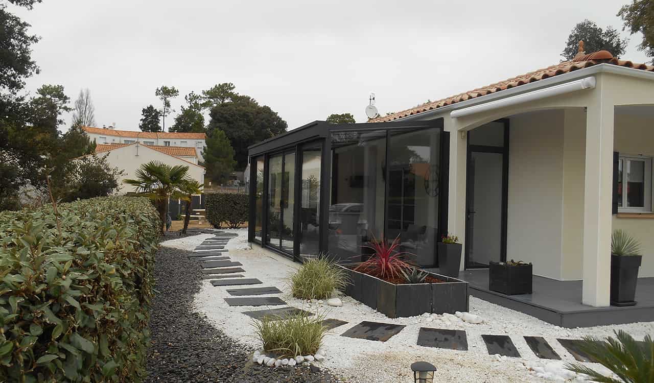 Véranda baignée de lumière à La Tranche-sur-Mer (85)