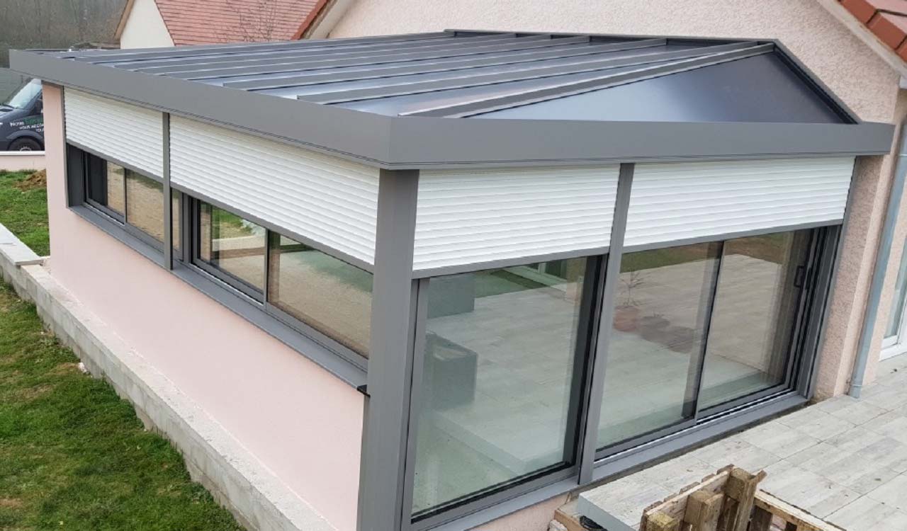 Véranda salon/salle à manger d’été de 30 m² à Bletterans (39)