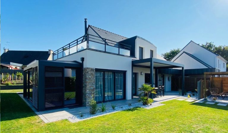 Agrandissement maison sur le côté : Conseils & astuces - Rénoval Véranda