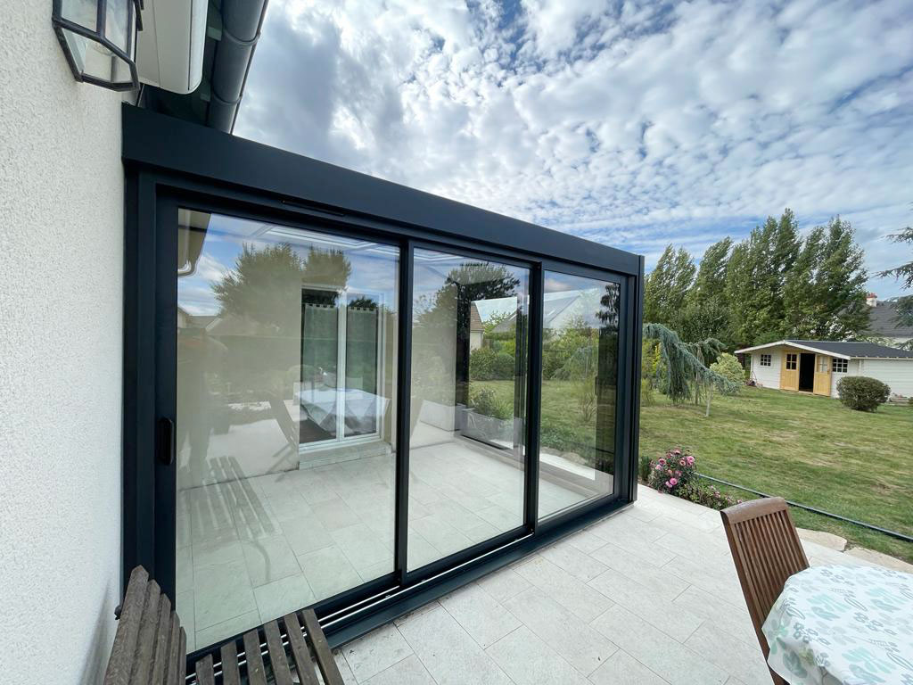 Pergola design jardin d'hiver à Bléré (37)