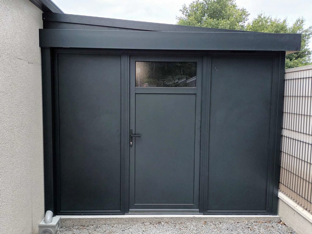 Où installer son carport ? Devant la maison ou dans l’allée ?