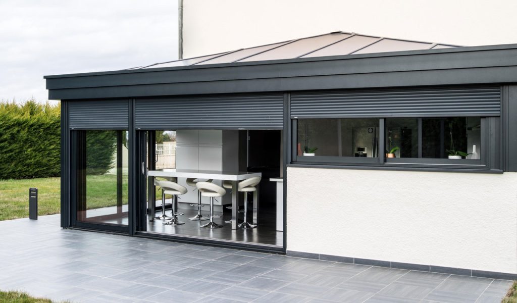 Véranda moderne aluminium Rénoval