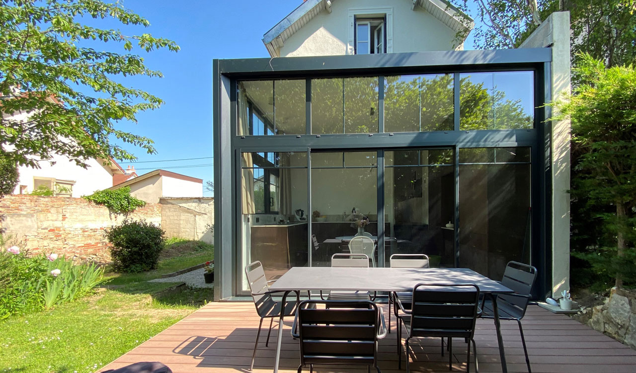 Véranda cuisine style atelier à Dijon (21)